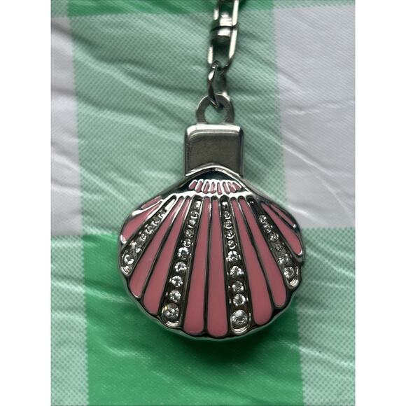 Unbranded Other - Pink Clam Keychain Quartz Watch